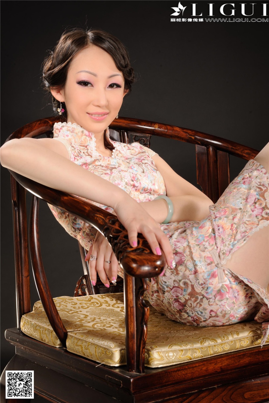 旗袍美女小唐床上性感美足写真(第10页)