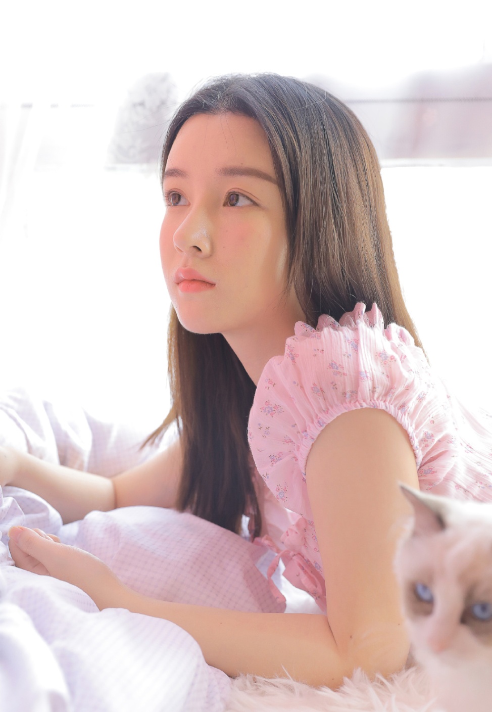清纯美女闺房超短裤美腿写真(第8页)