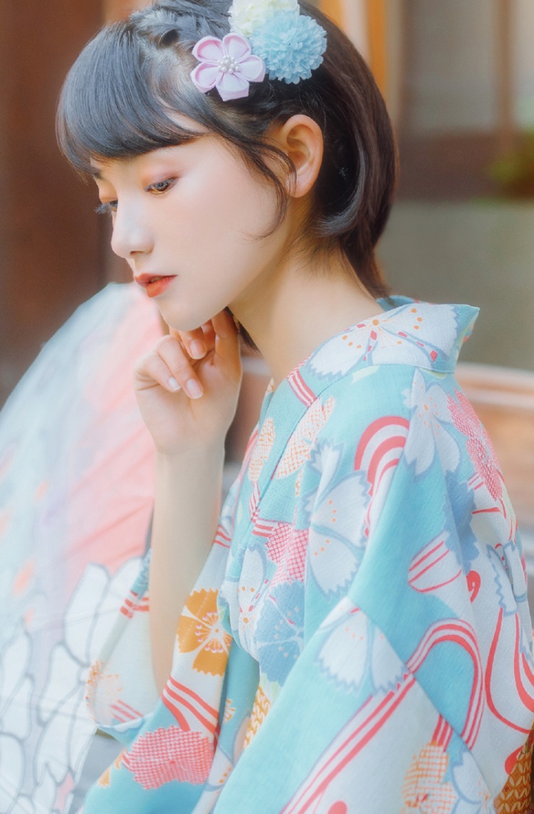 童颜美女室外和服意境美照片(第3页)