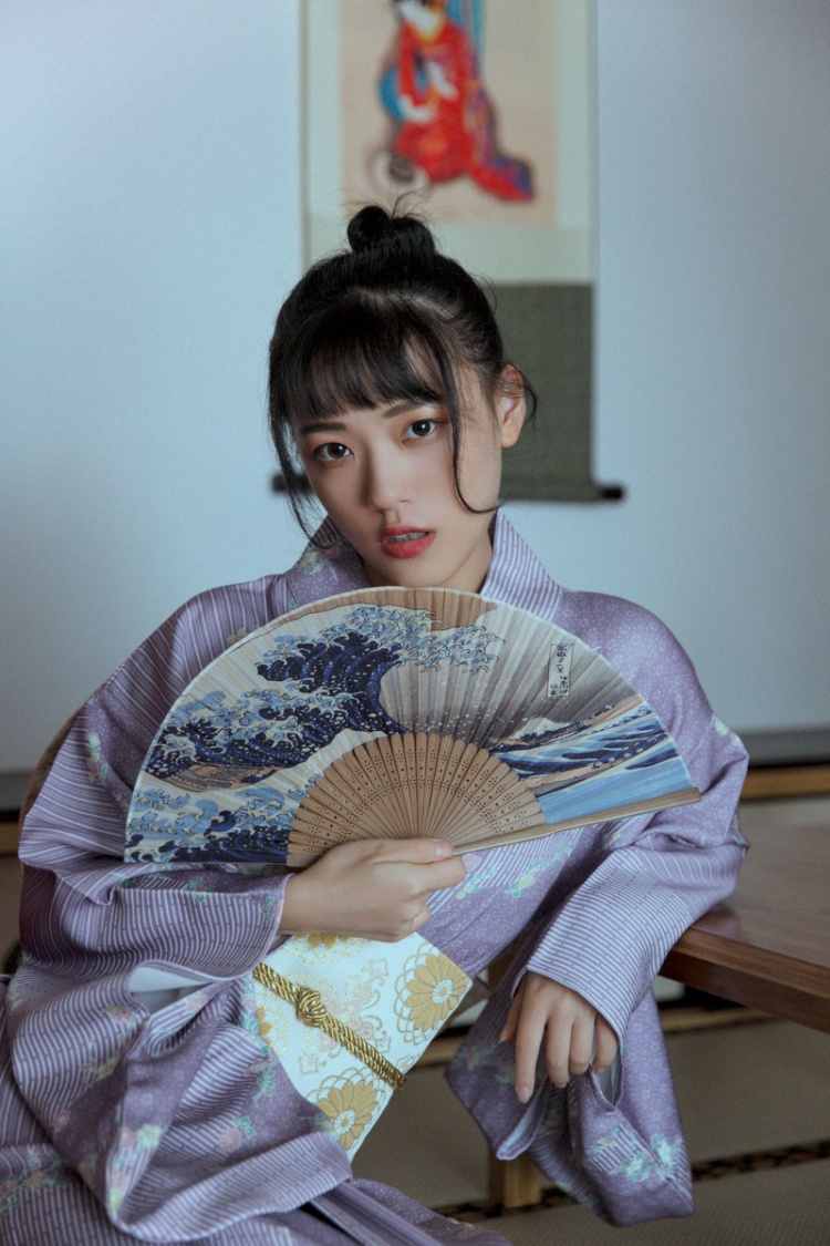 日本和服美女室内惊艳写真(第2页)