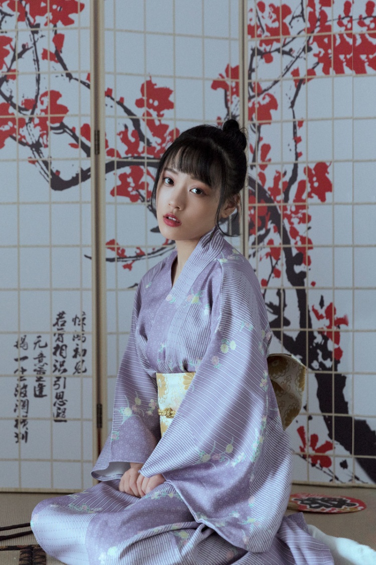 日本和服美女室内惊艳写真(第3页)