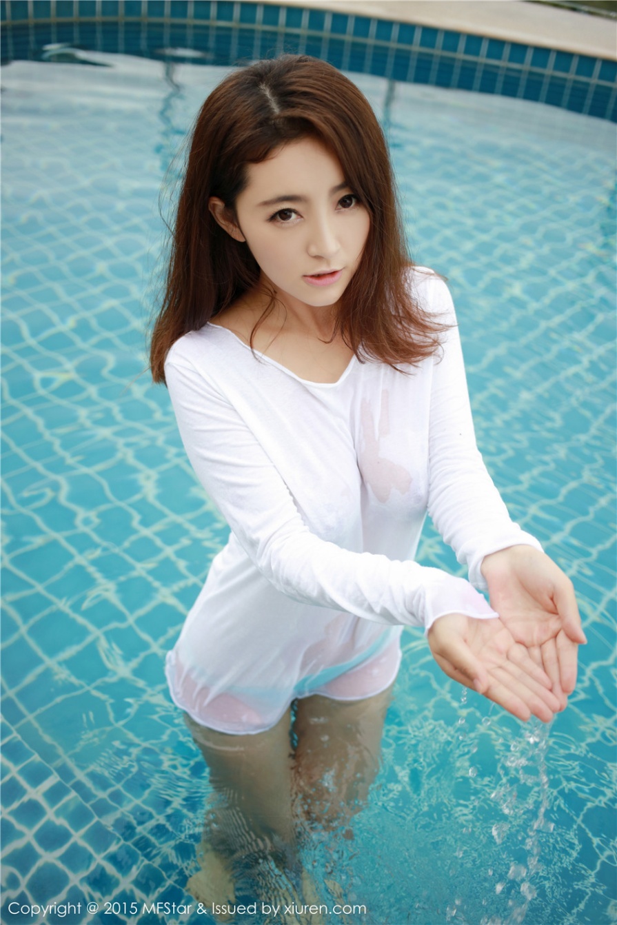 貌美肤白巨乳美女夏茉GIGI透视装湿身大胆人体艺术写真(第19页)
