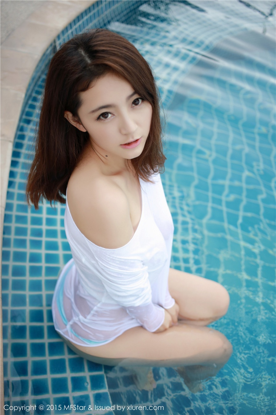 貌美肤白巨乳美女夏茉GIGI透视装湿身大胆人体艺术写真(第25页)
