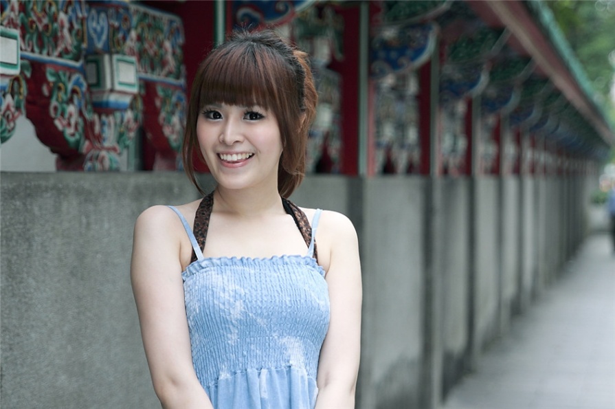 台湾清纯美女白白时尚街拍图片(第36页)