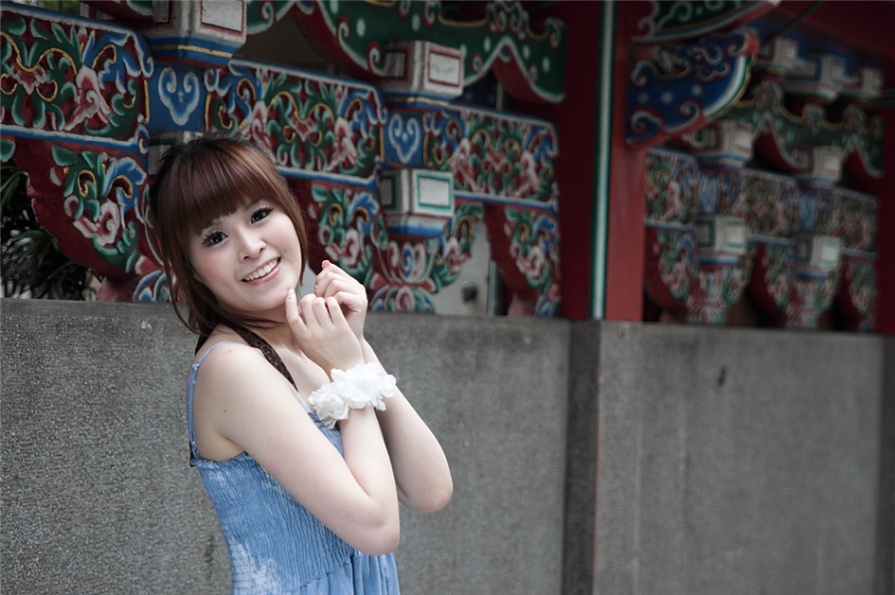 台湾清纯美女白白时尚街拍图片(第37页)