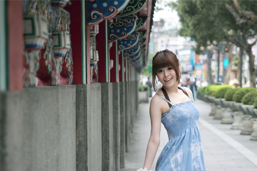 台湾清纯美女白白时尚街拍图片(第44页)