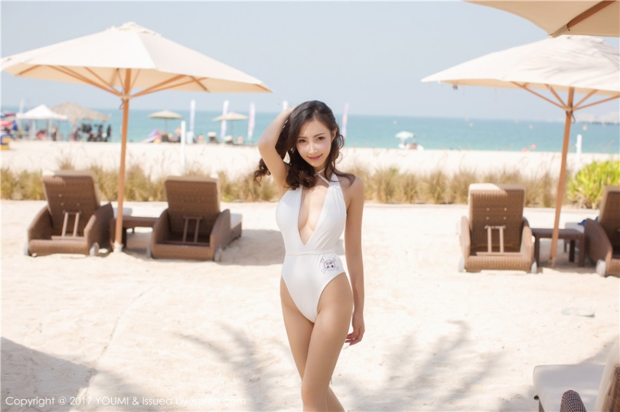 极品美女Yumi-尤美户外比基尼美乳诱惑写真(第15页)