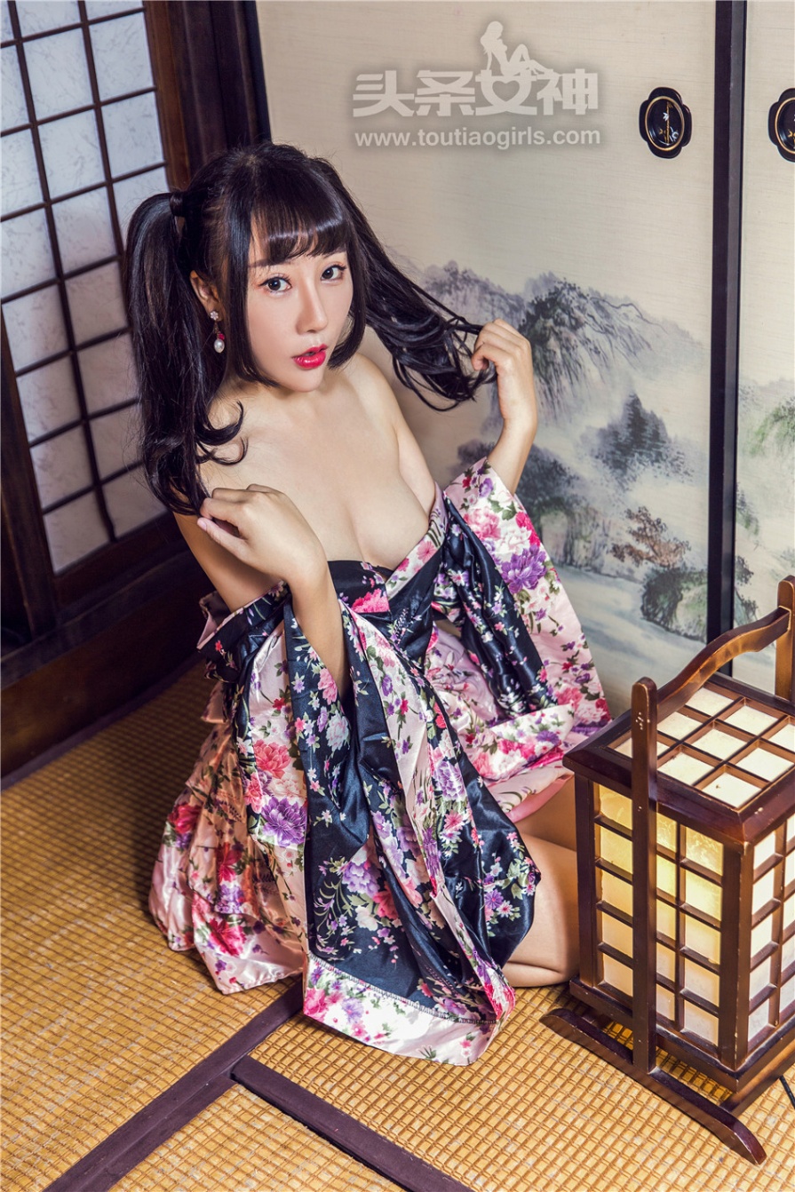 和服美女笑笑大尺度撩裙美臀诱惑写真(第33页)