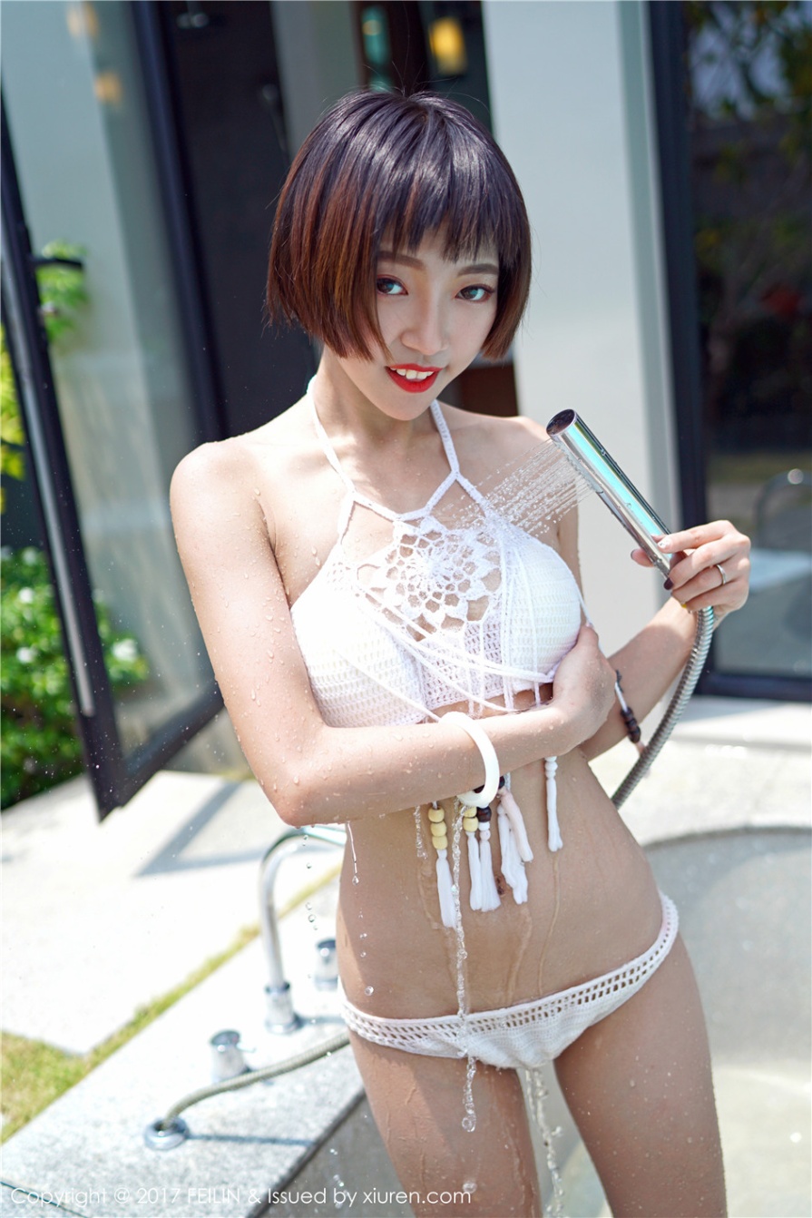 极品美女冯木木LRIS泳池性感比基尼写真图片(第40页)