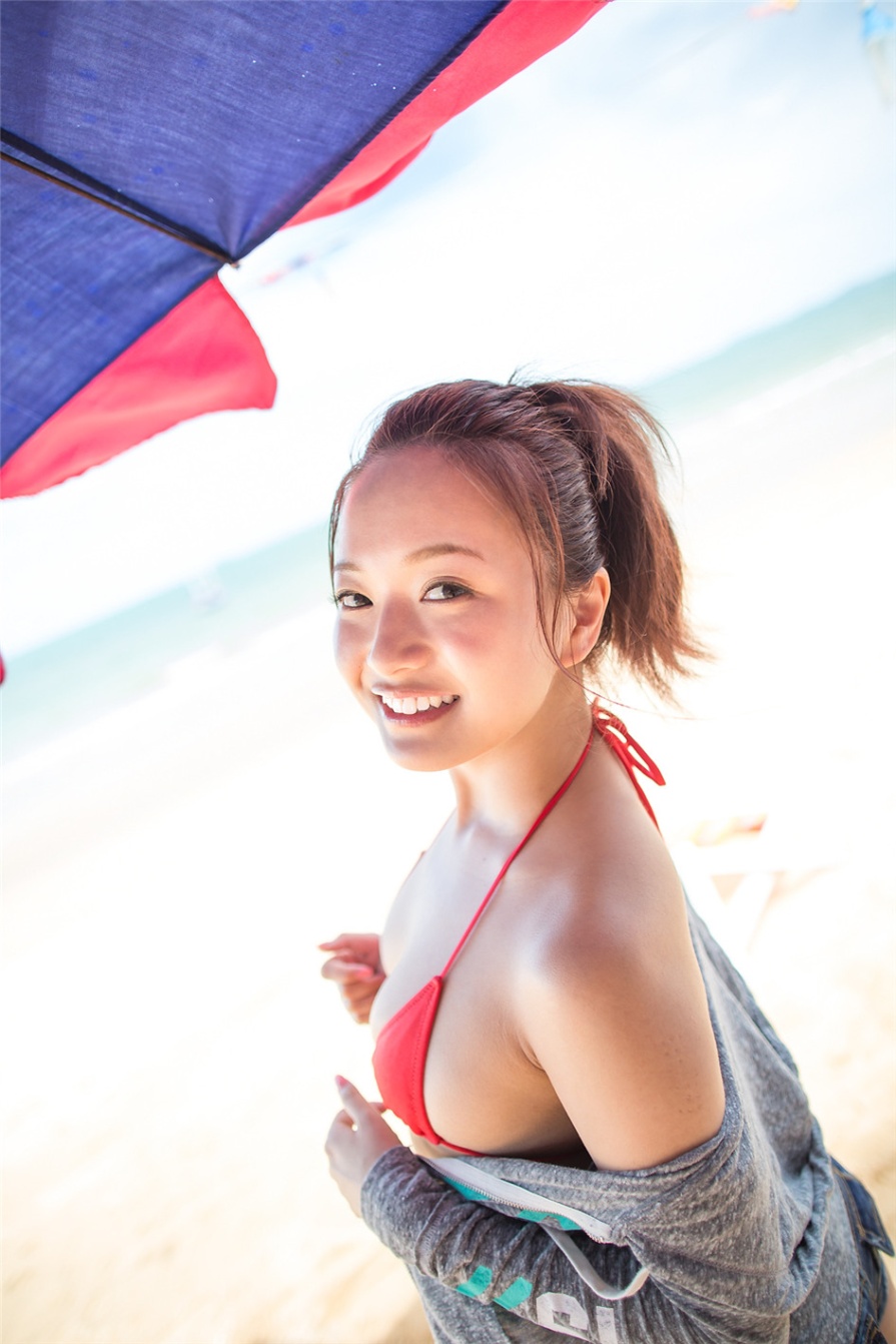 日本美女山中真由美沙滩比基尼写真图片(第19页)