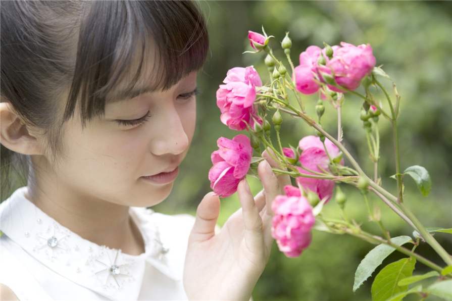 日本学生妹牧野真莉愛性感生活照图片(第87页)