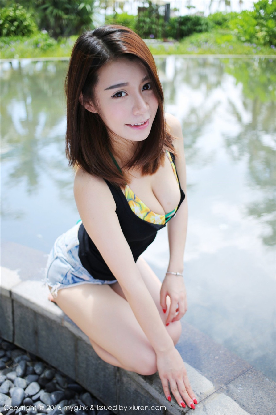 极品美女嘉宝贝儿户外比基尼巨乳诱惑写真图片(第32页)