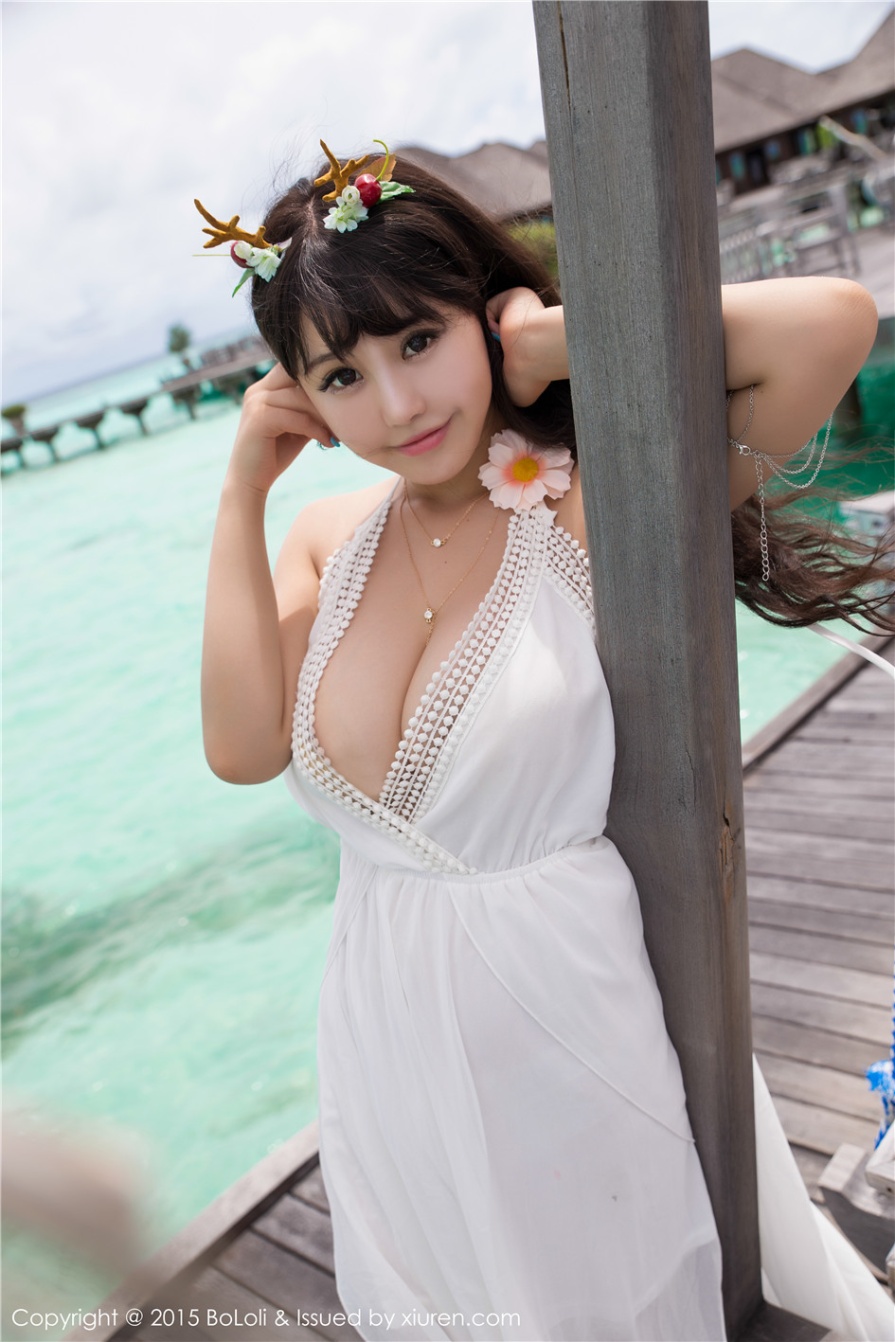 可爱美女Barbie可儿户外比基尼巨乳诱惑写真(第20页)