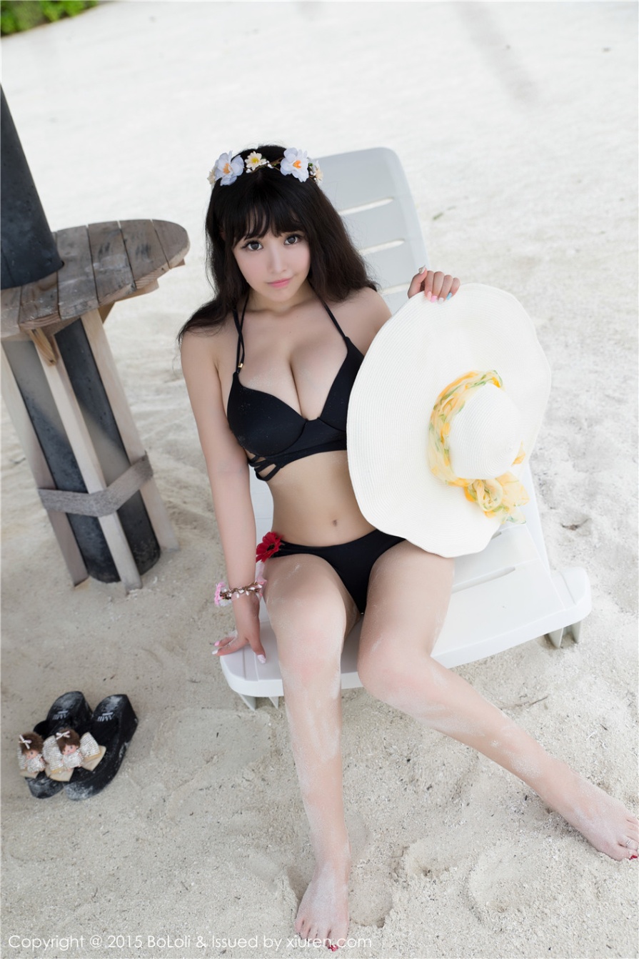 可爱美女Barbie可儿户外比基尼巨乳诱惑写真(第28页)