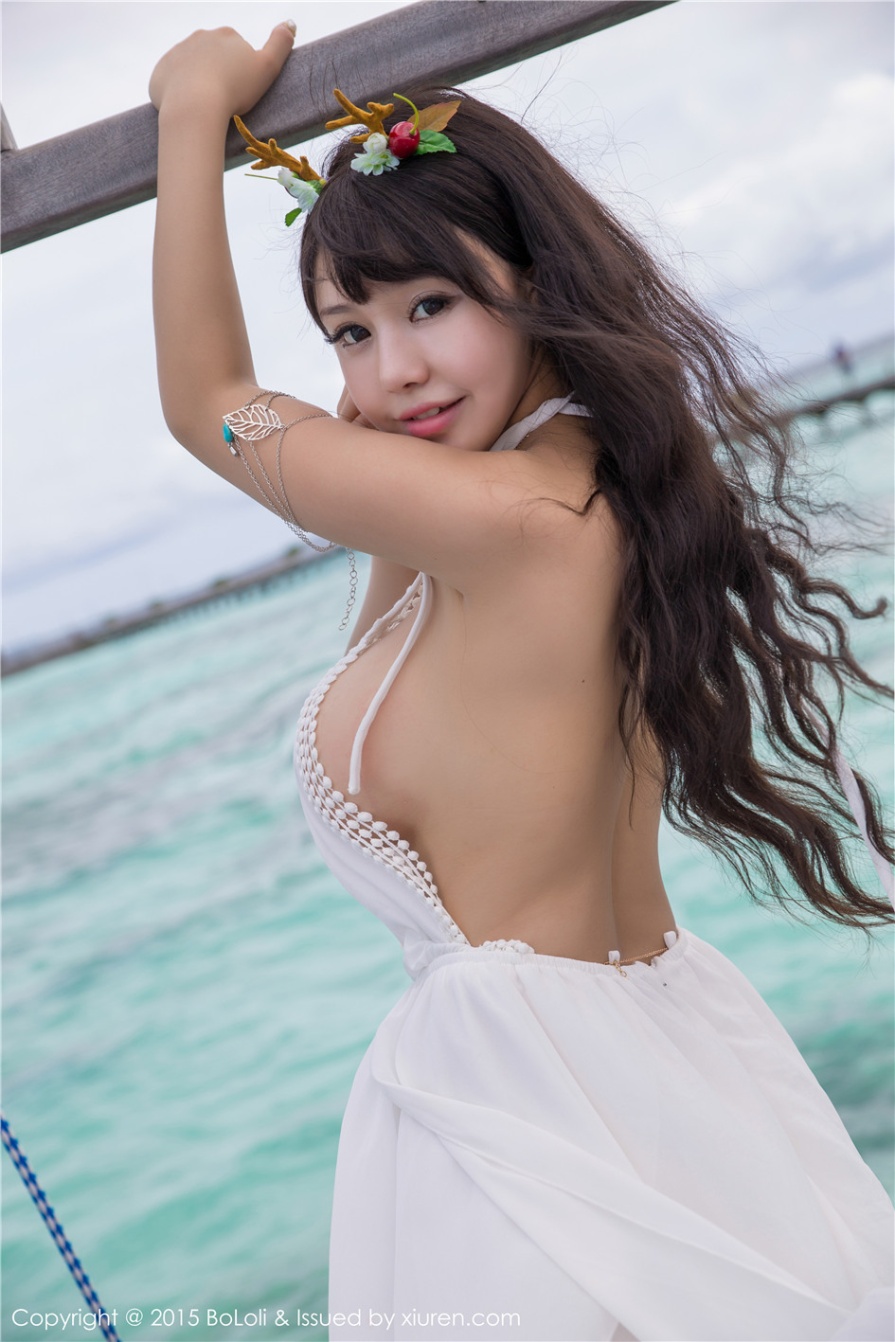 可爱美女Barbie可儿户外比基尼巨乳诱惑写真(第42页)