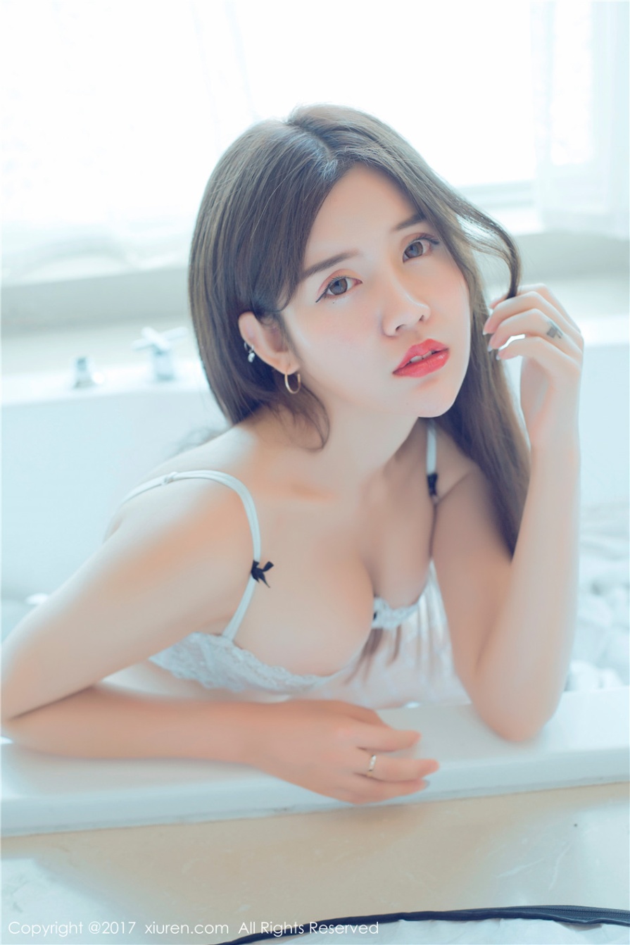 极品巨乳美女兔子NINA浴室情趣内衣写真图片(第39页)