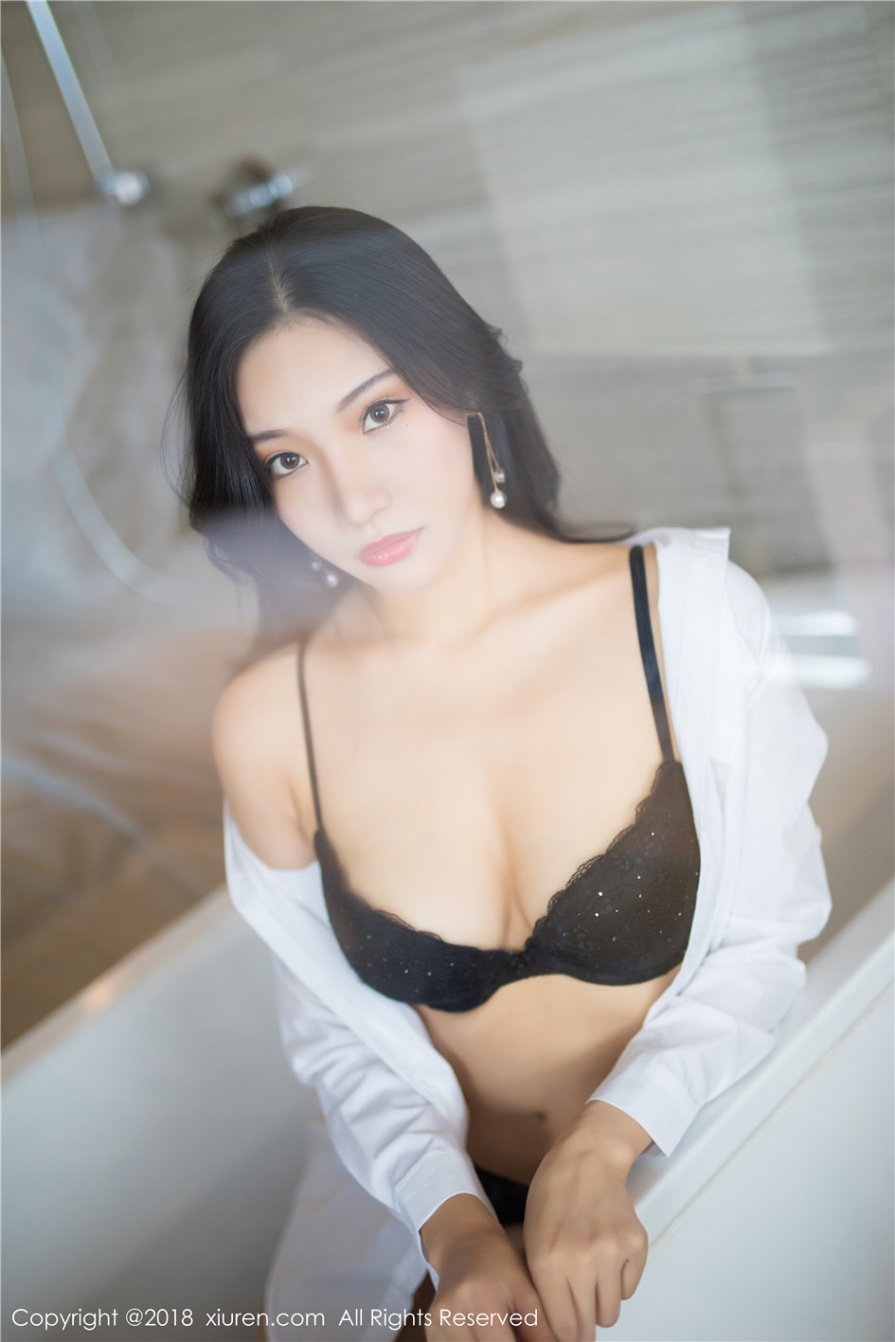 爆乳美女小狐狸Sica浴室情趣女仆装写真照片(第12页)