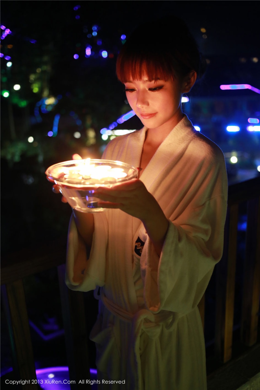极品美女toro羽住酒店丁字裤翘臀诱惑写真(第16页)