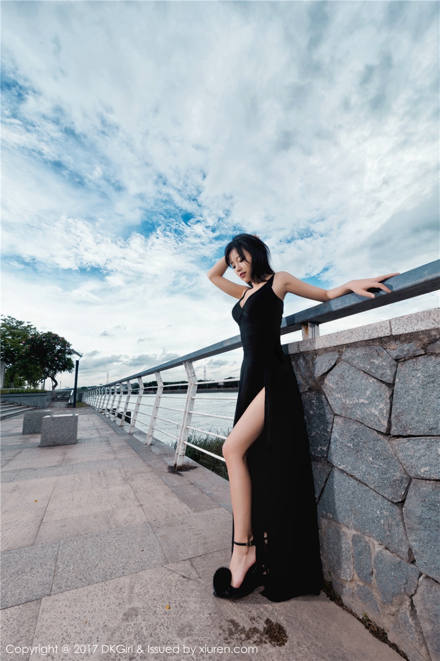 清纯美女仓井优香户外高叉深V礼服写真照片(第19页)