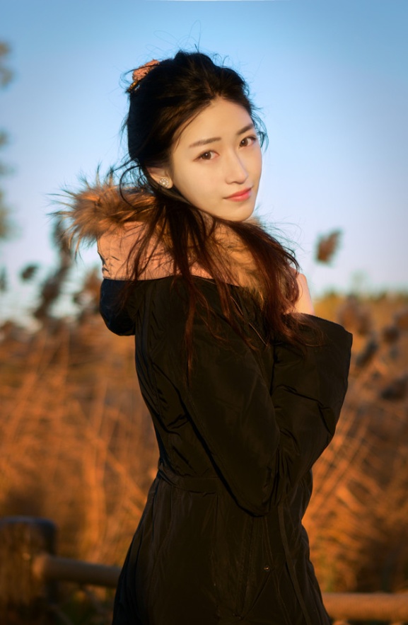 清纯美女秋天唯美黄昏下的图片(第8页)