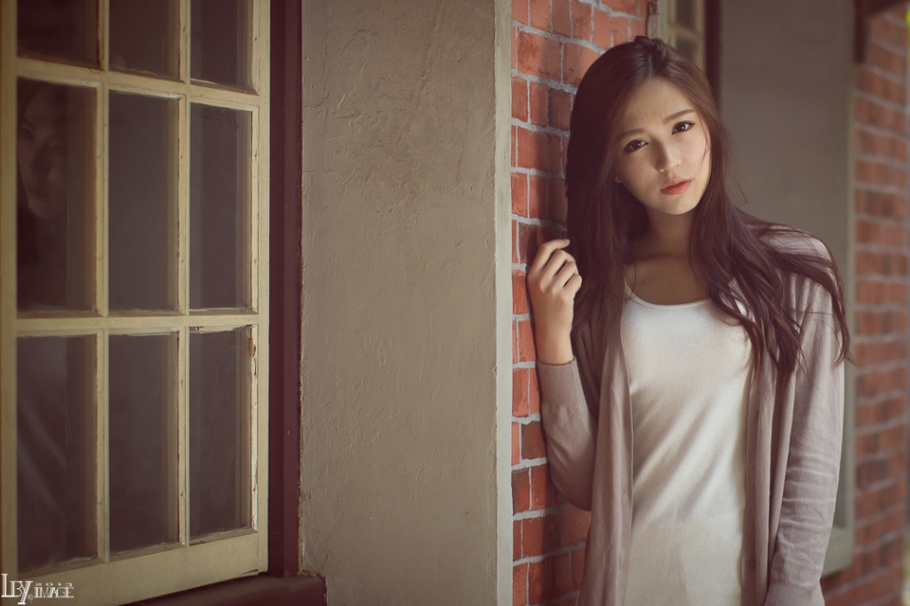 清纯美女户外橙色短裙唯美写真照片(第9页)