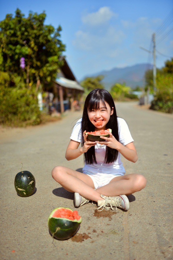 可爱美女水果之恋写真照片(第18页)
