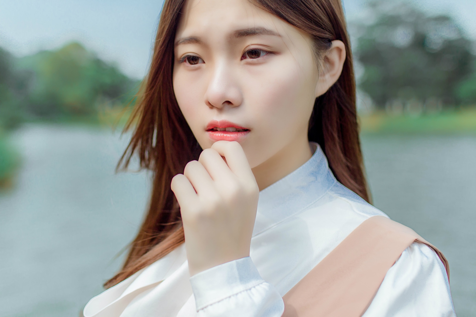 清纯美女湖边唯美写真照片(第9页)