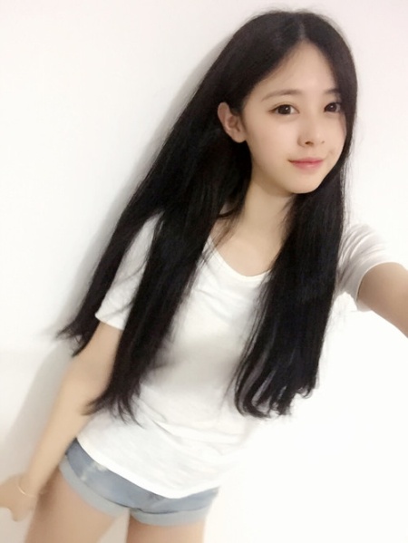 宅男女神程熙媛唯美自拍照片欣赏(第11页)