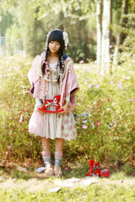 清纯美女学生妹户外唯美写真图片(第4页)