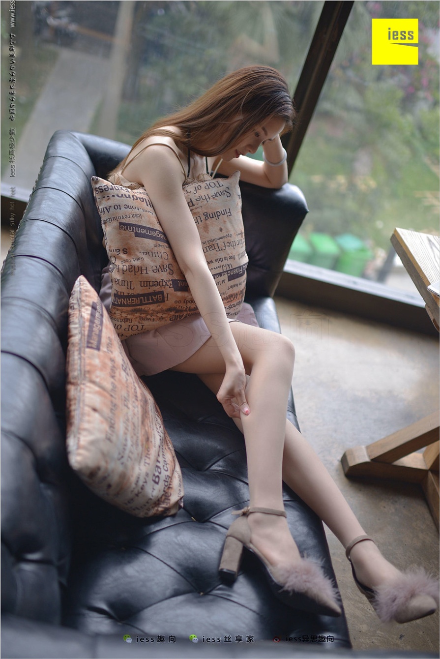 清纯美女九妹咖啡厅丝袜美腿写真照片(第62页)