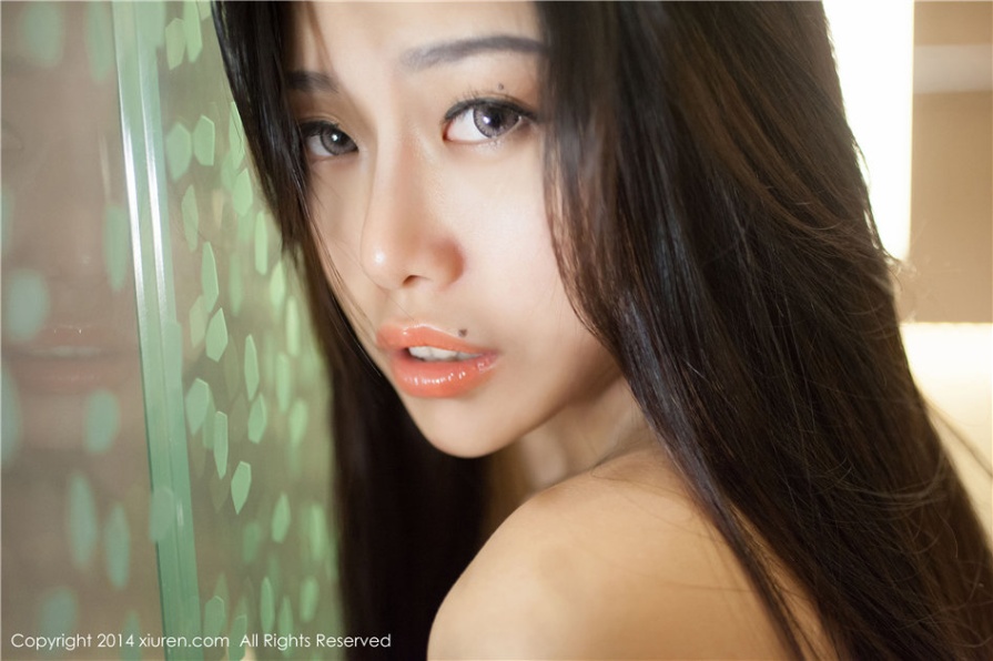 极品美女uvian本能酒店低胸装巨乳诱惑写真(第15页)