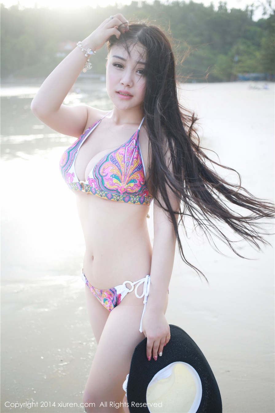 巨乳美女Barbie可儿海边性感比基尼写真(第42页)