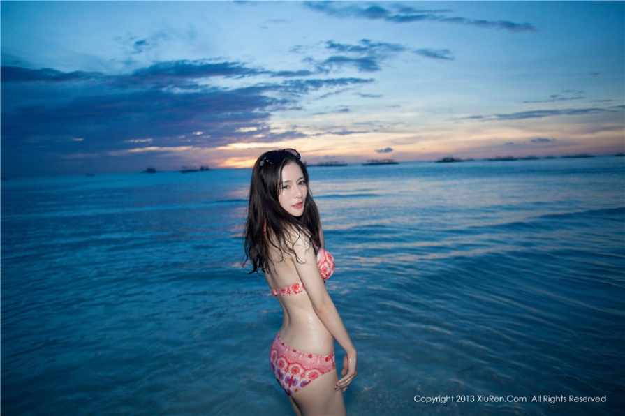 清纯美女小姿户外性感泳装写真照片(第62页)