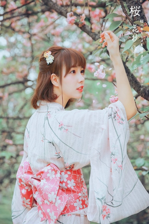日本和服清纯粉嫩美女樱花之恋写真图片(第4页)