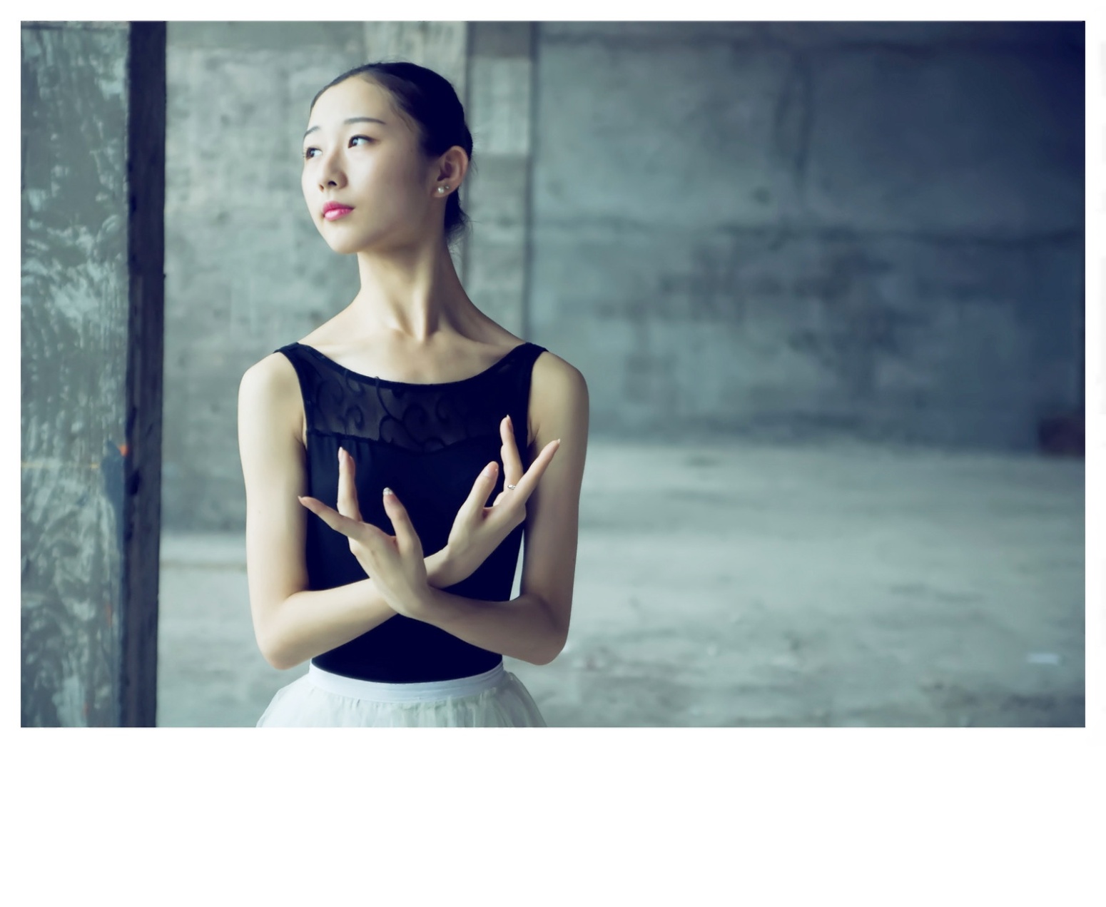极品美女户外唯美芭蕾舞写真图片(第11页)
