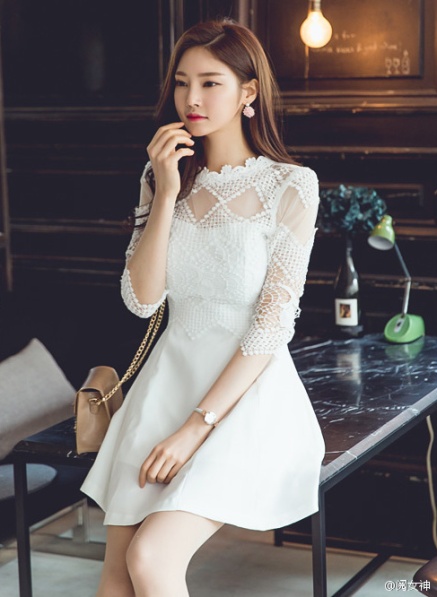 韩国气质美女白色缕空连衣裙写真照片(第2页)