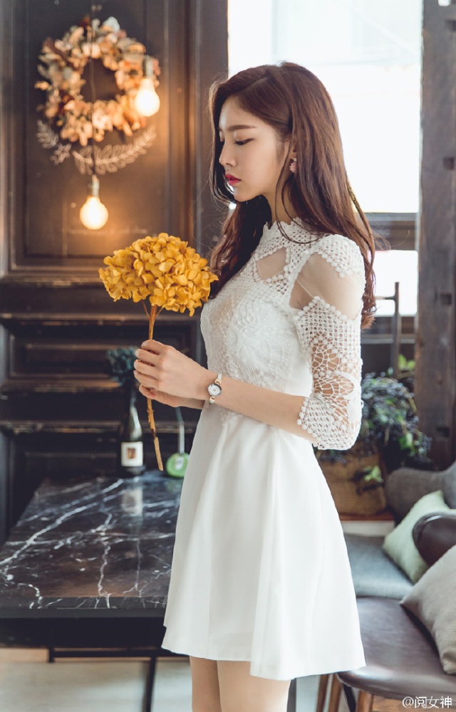 韩国气质美女白色缕空连衣裙写真照片(第5页)