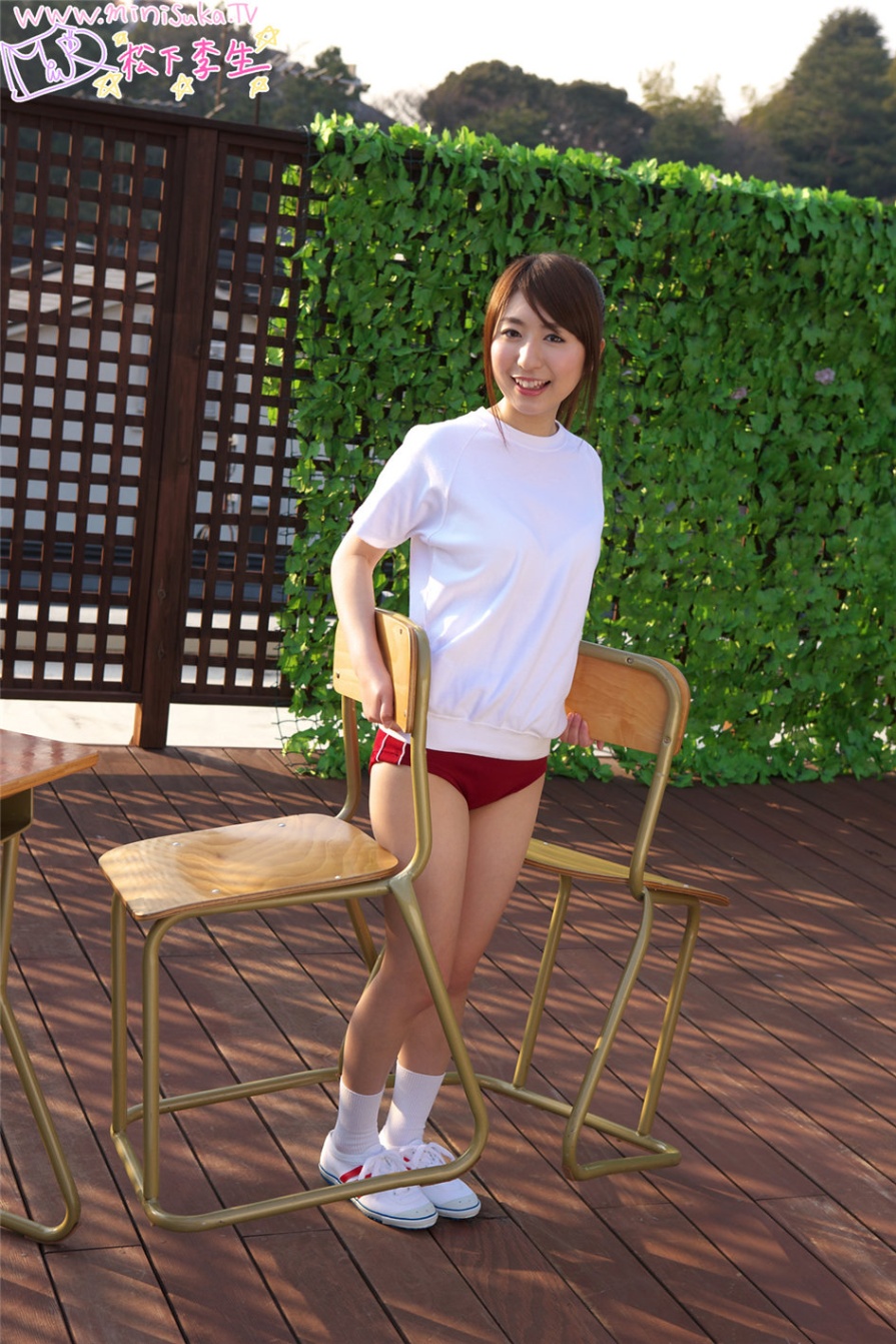 日本美少女松下李生运动装美腿私拍图片(第2页)