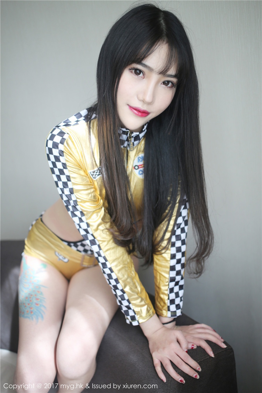 清纯美女杨洁linda酒店车模制服写真图片(第5页)