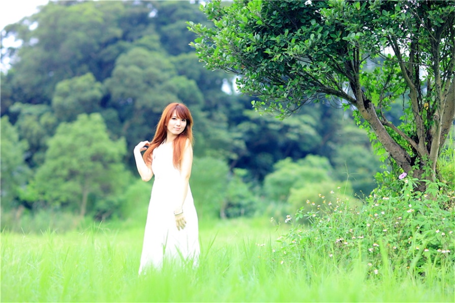 台湾清纯美女小静荷花池唯美写真照片(第36页)