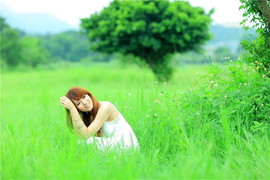 台湾清纯美女小静荷花池唯美写真照片(第48页)