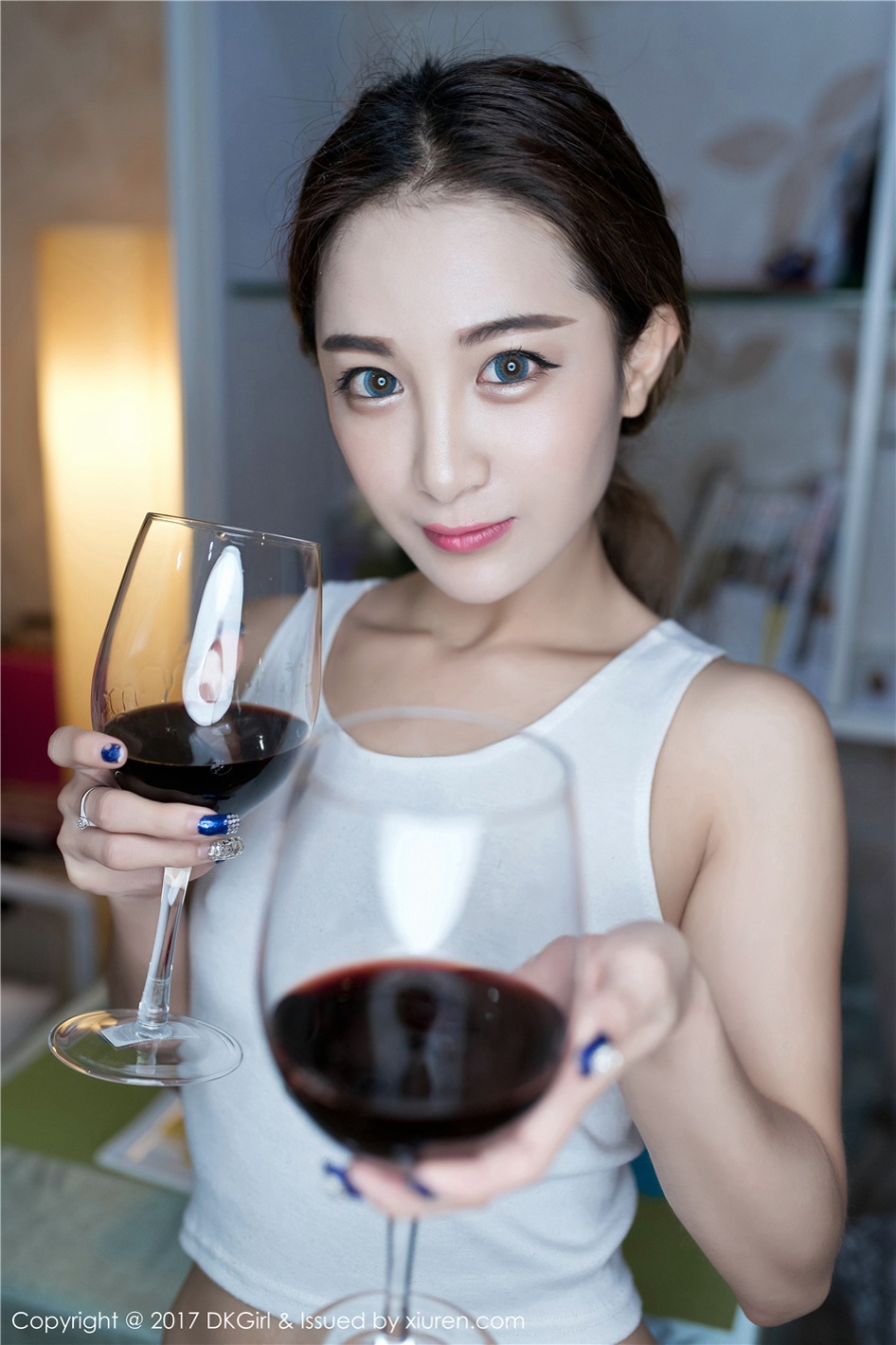 清纯美女欧尼anne浴室惹火写真图片(第18页)