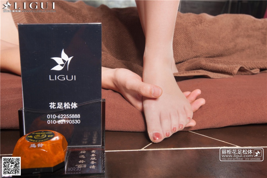 极品美女YOYO美足按摩特辑写真(第15页)