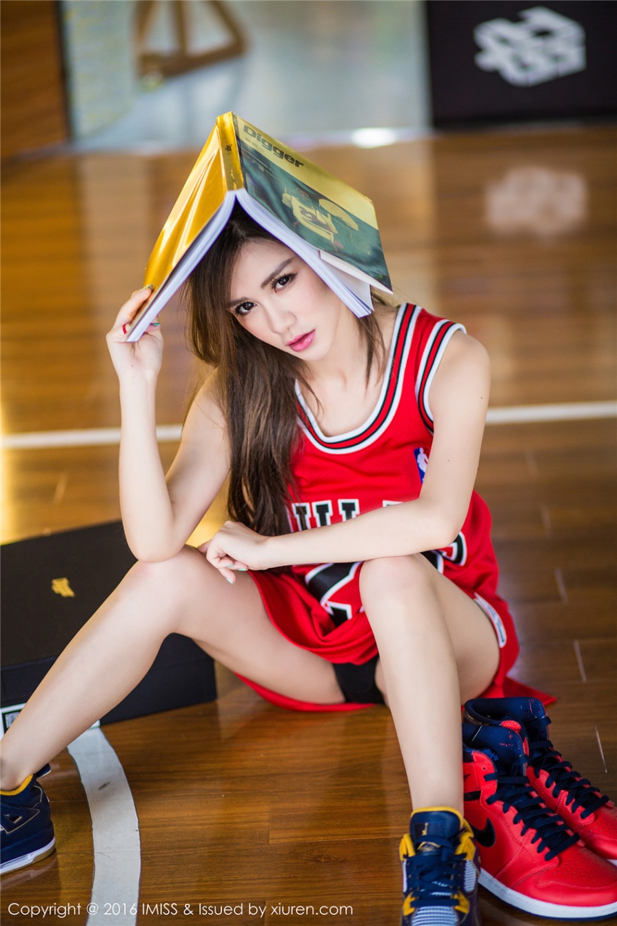 极品身材车模美女性感美腿写真(第32页)