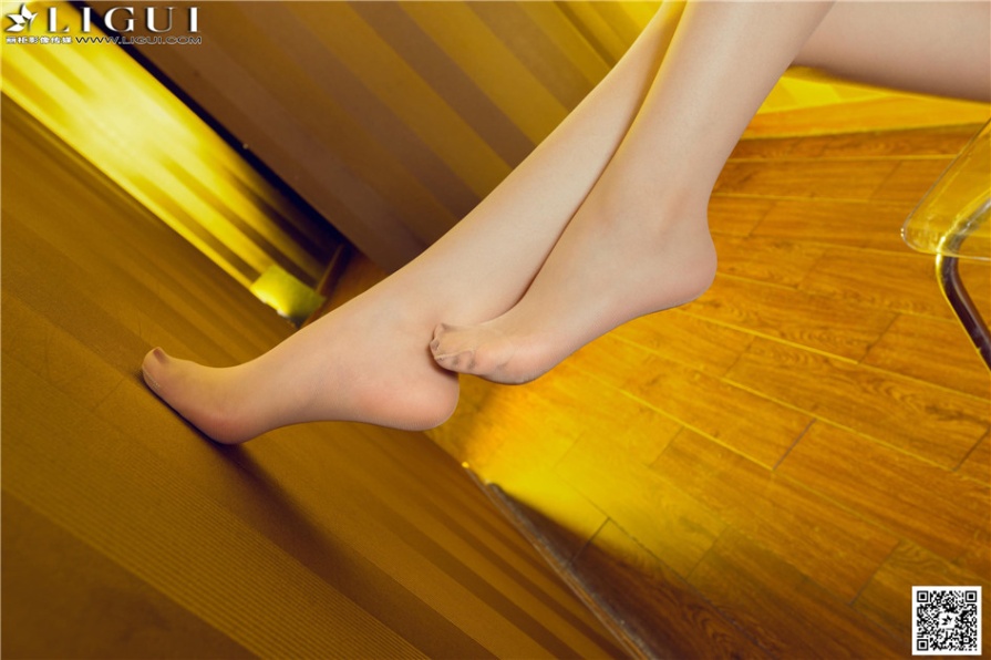 气质美女amy室内极品美腿撩人私房照(第39页)