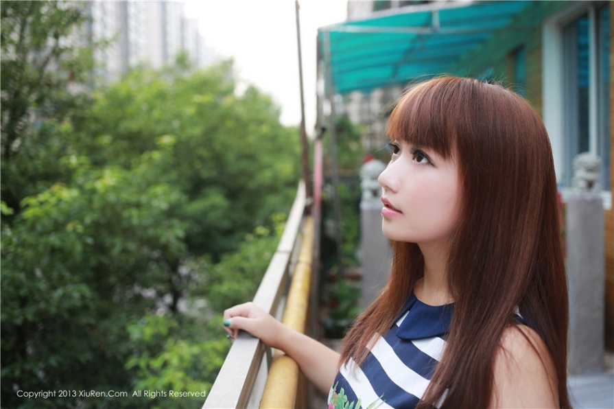 清纯美女默漠无荢向日葵田唯美写真图片(第108页)