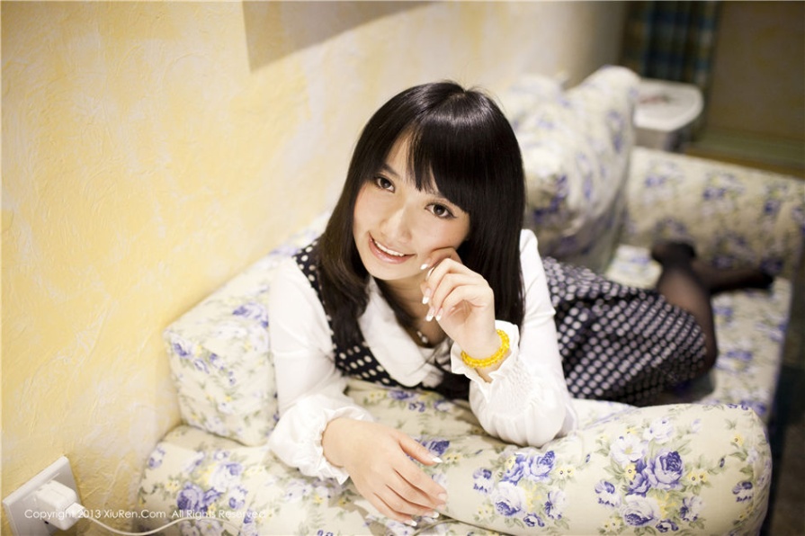 清纯美女默漠无荢向日葵田唯美写真图片(第112页)