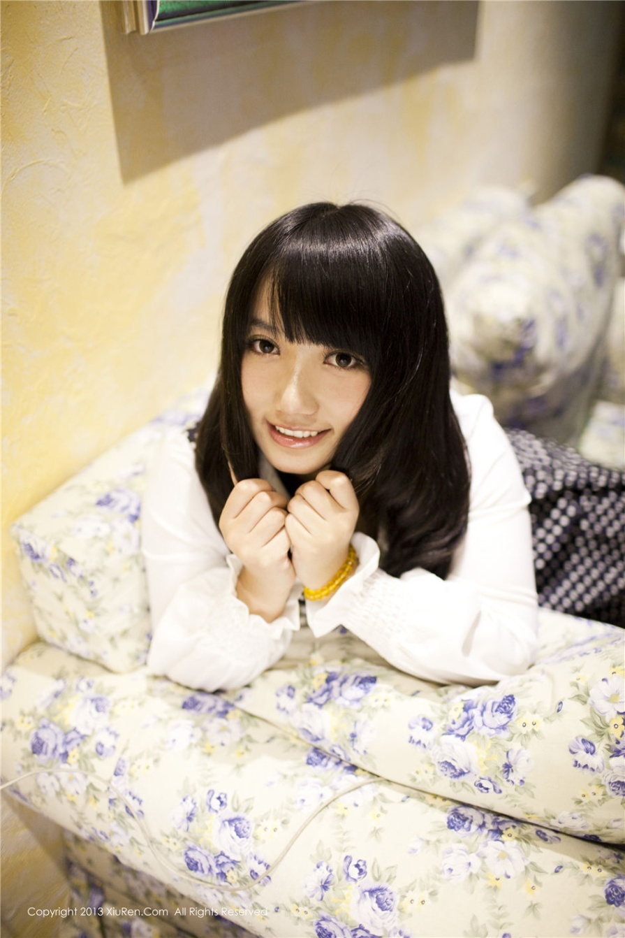 清纯美女默漠无荢向日葵田唯美写真图片(第113页)