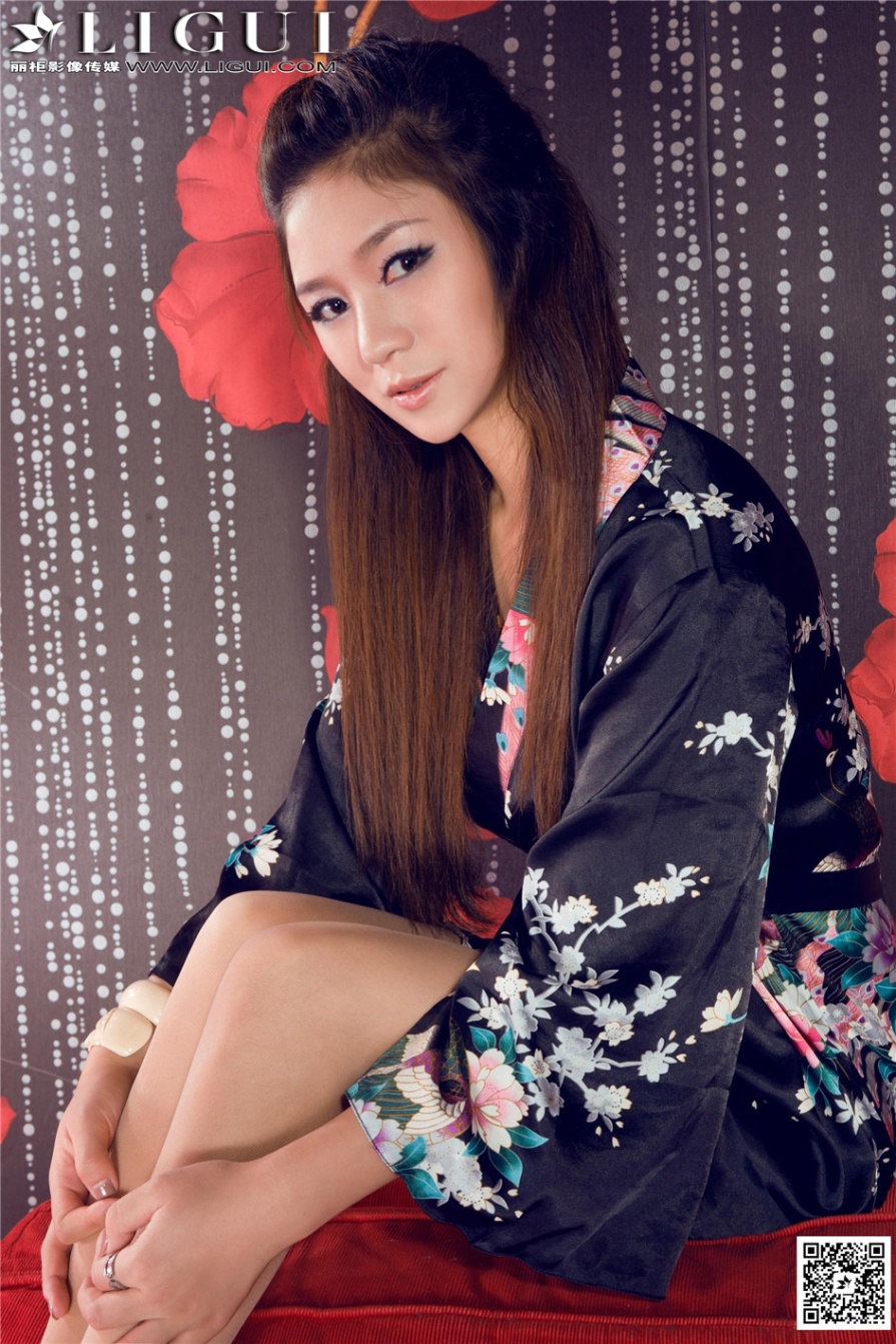 日本和服美女英子室内性感玉足诱惑图片(第35页)