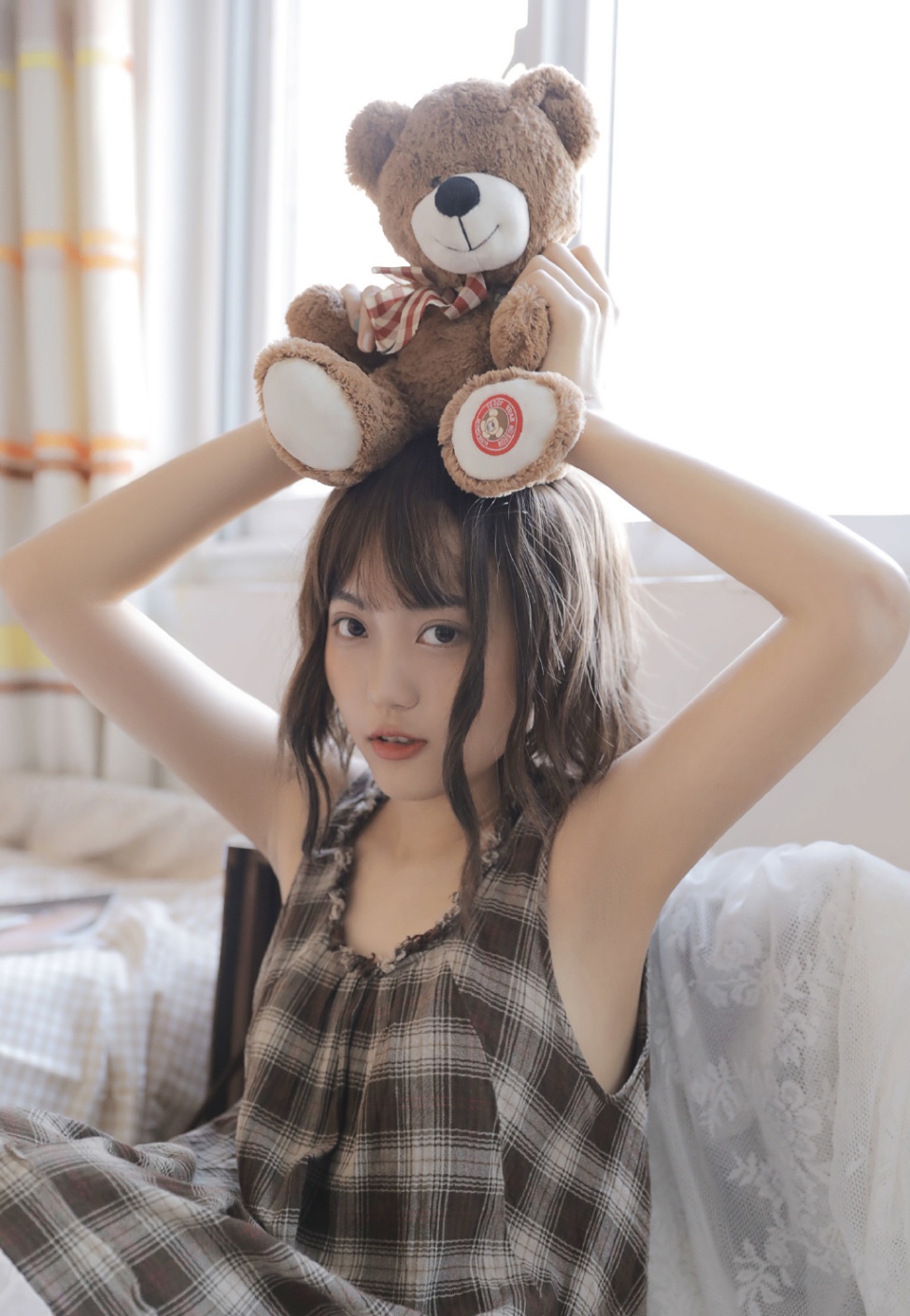 日本可爱美少女与小熊合影图片(第4页)